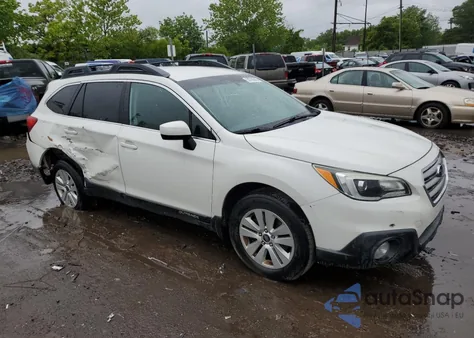 2015 Subaru Outback 2.5I Premium z USA, uszkodzony, nr VIN 4S4BSACC3F3248227